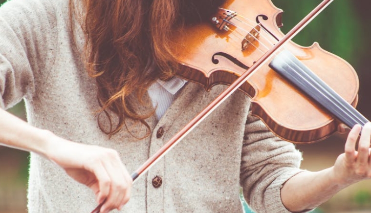 41 Spiritual Meanings of Dreaming of the Violin