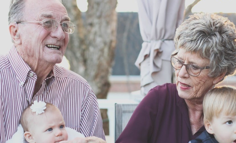 Dreaming of Elderly People
