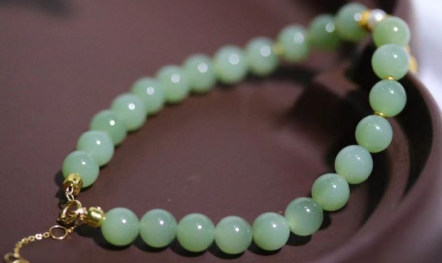 8 Spiritual Meanings of Dreaming of Jade