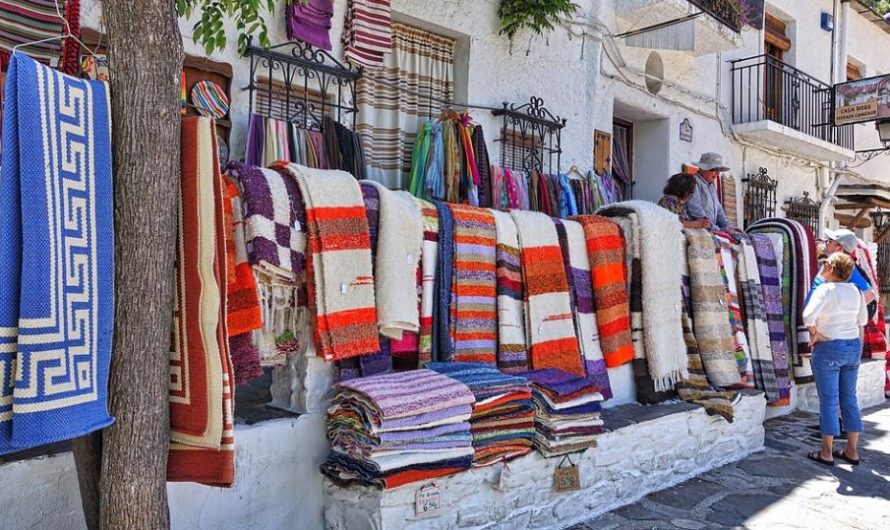 10 Spiritual Meanings of Dreaming of a Blanket