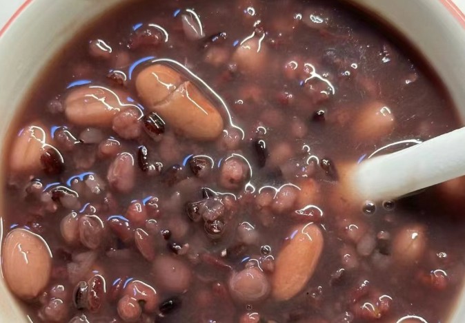 Dreaming of Red Bean Porridge
