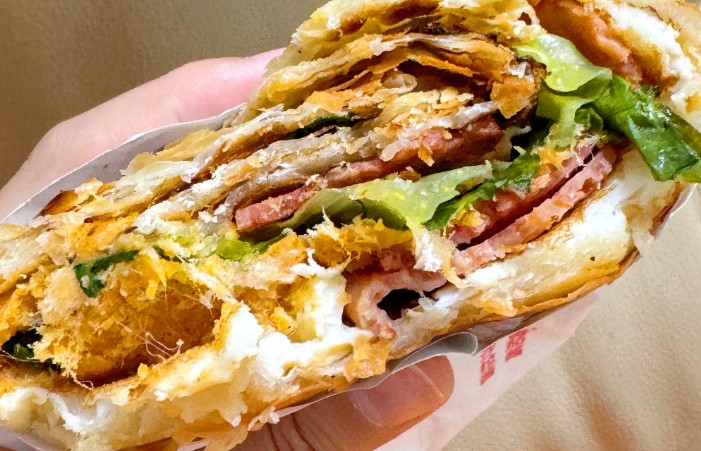 9 Spiritual Meanings of Dreaming of finger cakes