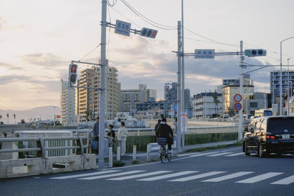 20 Spiritual Meanings of Dreaming of a Pedestrian Crossing