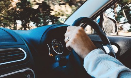 22 Spiritual Meanings of Dreaming of Driving Without a License