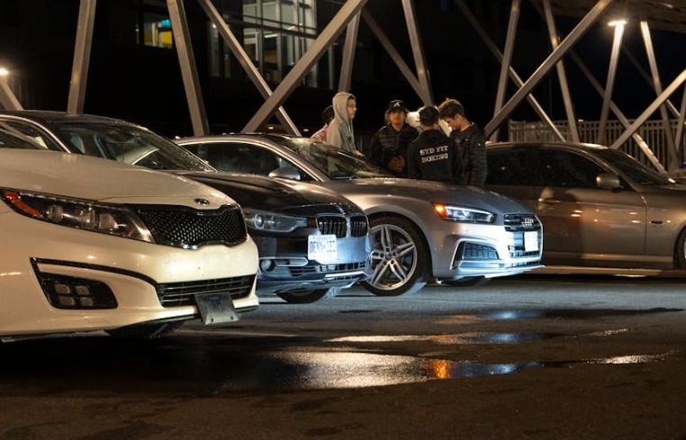 16 Spiritual Meanings of Dreaming of Reversing a Car