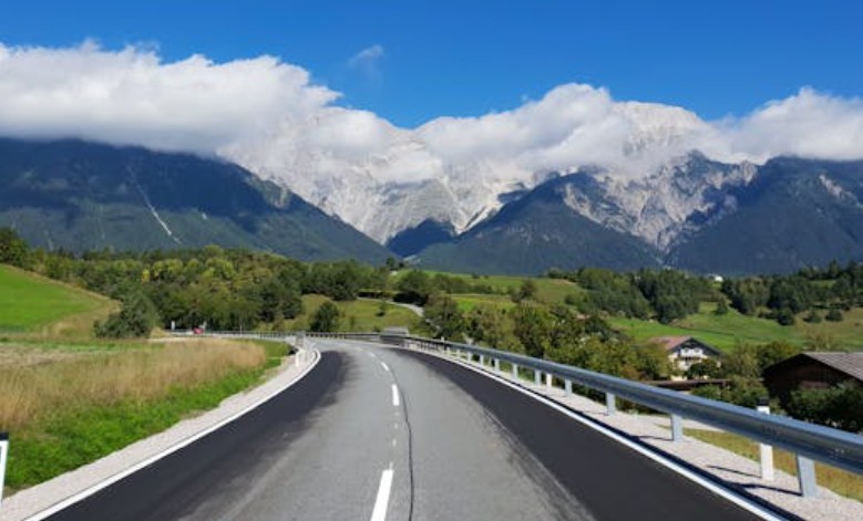 19 Spiritual Meanings of Dreaming of Fatigue Driving