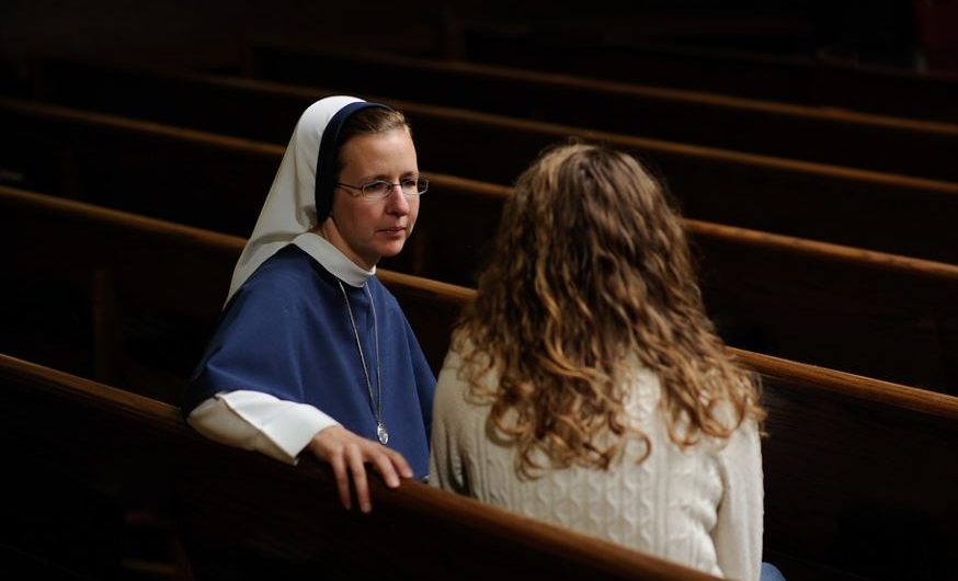 15 Spiritual Meanings of Dreaming of Nuns