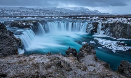 19 Spiritual Meanings of Dreaming of Waterfalls