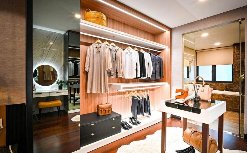 12 Spiritual Meanings of Dreaming of Wardrobes