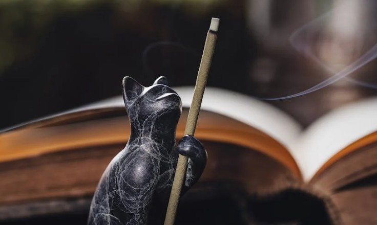 22 Spiritual Meanings of Dreaming of Incense