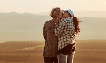 8 Spiritual Meanings of Dreaming of your wife's house