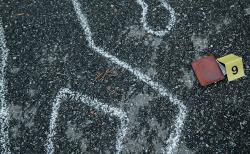 8 Spiritual Meanings of Dreaming of someone falling to their death