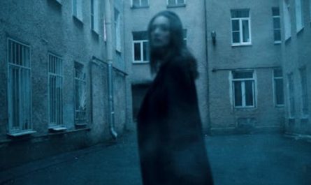 8 Spiritual Meanings of Dreaming of Someone Falling to Death