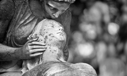 19 Spiritual Meanings of Dreaming of Girlfriend's Death