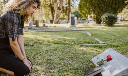 19 Spiritual Meanings of Dreaming of Boyfriend's Death