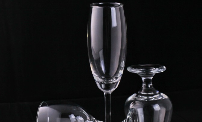 8 Spiritual Meanings of Dreaming of a Glass Cup