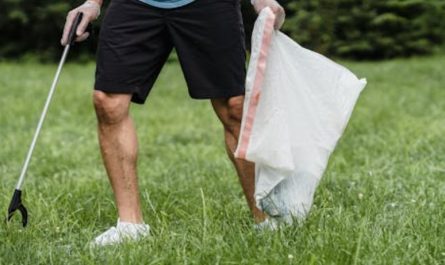 17 Spiritual Meanings of Dreaming of Garbage Bags