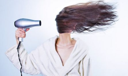5 Spiritual Meanings of Dreaming about hair dryer