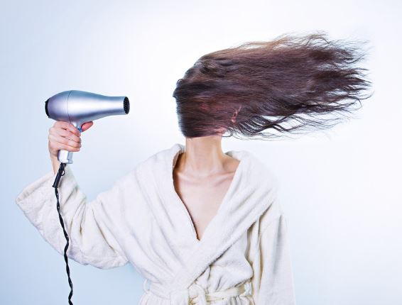 5 Spiritual Meanings of Dreaming about hair dryer