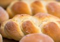 5 Spiritual Meanings of Dreaming about Receiving bread