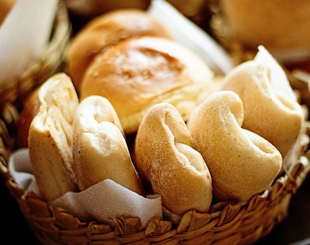 5 Spiritual Meanings of Dreaming about Stealing bread
