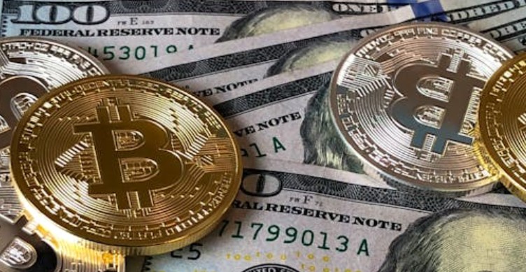 25 Spiritual Meanings of Dreaming of Picking Up Coins