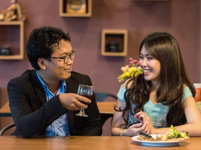 7 Spiritual Meanings of Dreaming of Calling Your Name