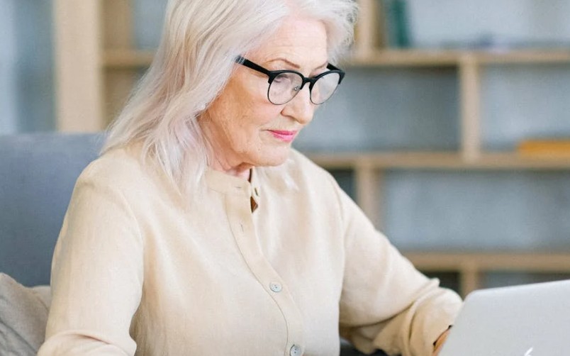 16 Spiritual Meanings of Dreaming About Wearing Glasses