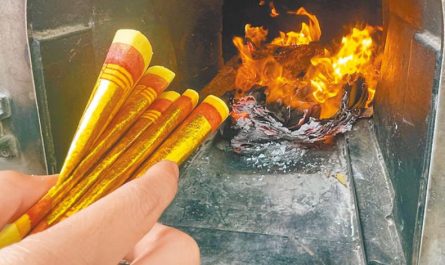 9 Spiritual Meanings of Dreaming of Burning Paper Money