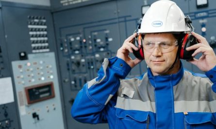 9 Spiritual Meanings of Dreaming About Working in a Factory