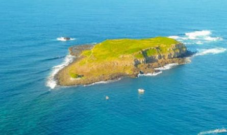 9 Spiritual Meanings of Dreaming of a Deserted Island