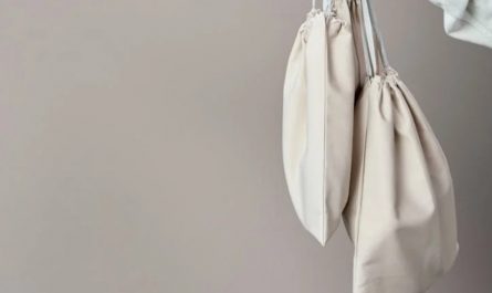 9 Spiritual Meanings of Dreaming of a Torn Bag