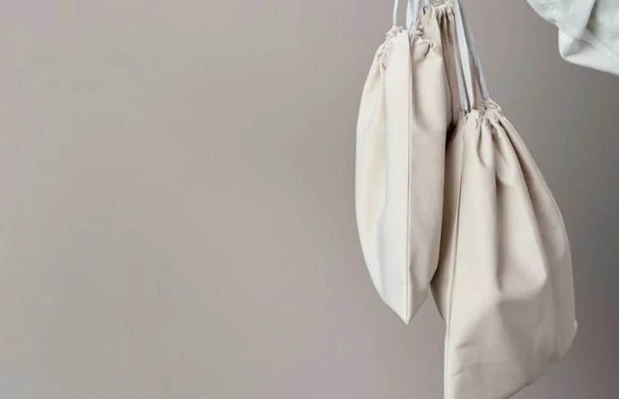 9 Spiritual Meanings of Dreaming of a Torn Bag