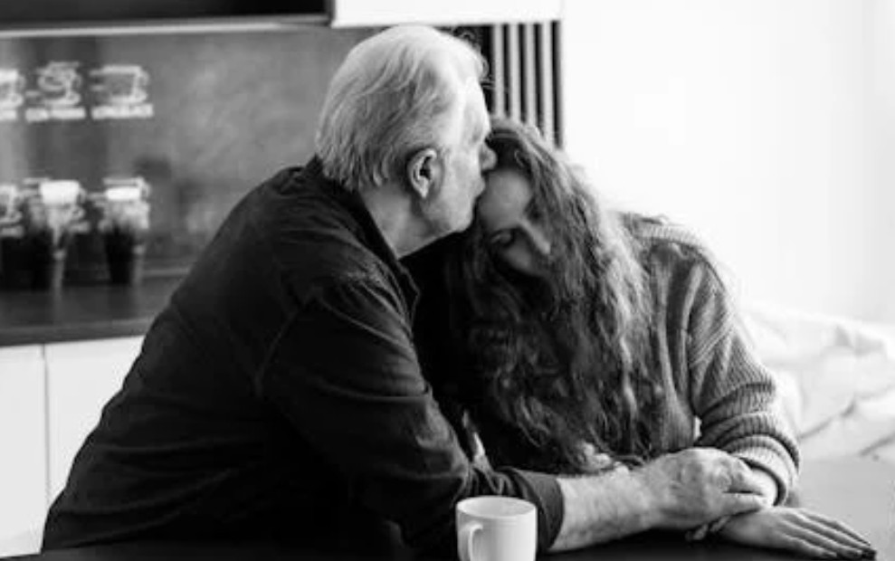 9 Spiritual Meanings of Dreaming of Your Deceased Father's Resurrection