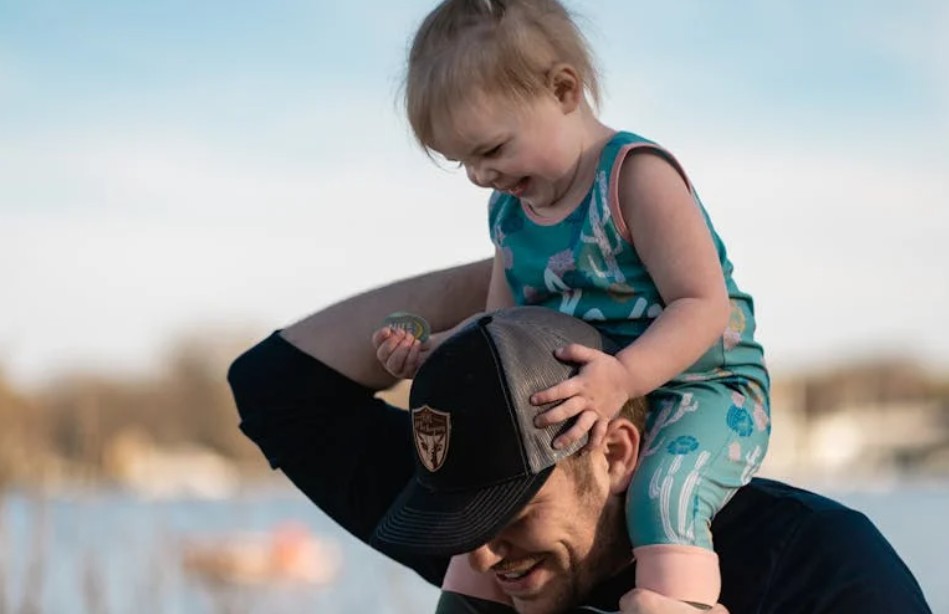 9 Spiritual Meanings of Dreaming of Your Deceased Father Smiling