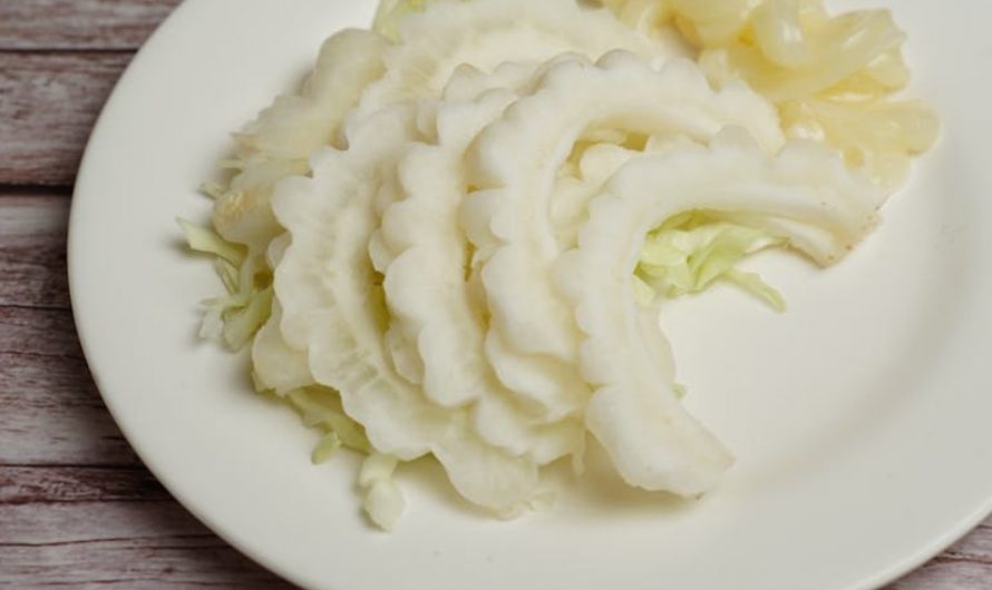 9 Spiritual Meanings of Dreaming About Eating Cabbage