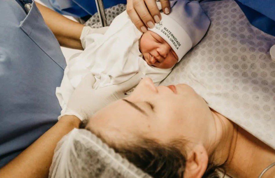 9 Spiritual Meanings of Dreaming of Holding a Sick Mother