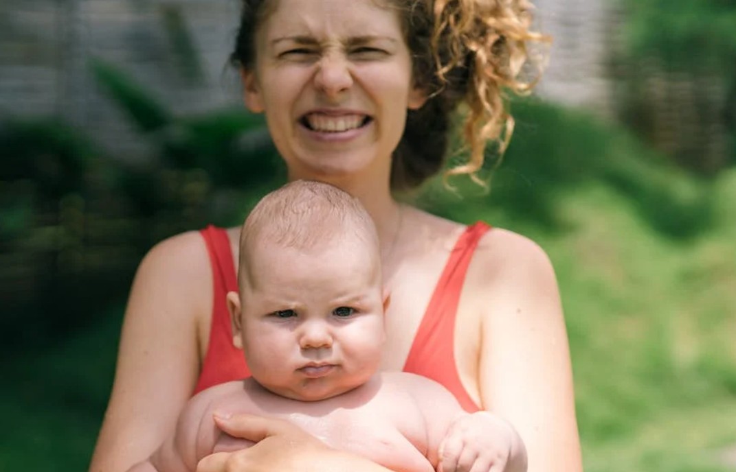 9 Spiritual Meanings of Dreaming of Carrying Your Mother