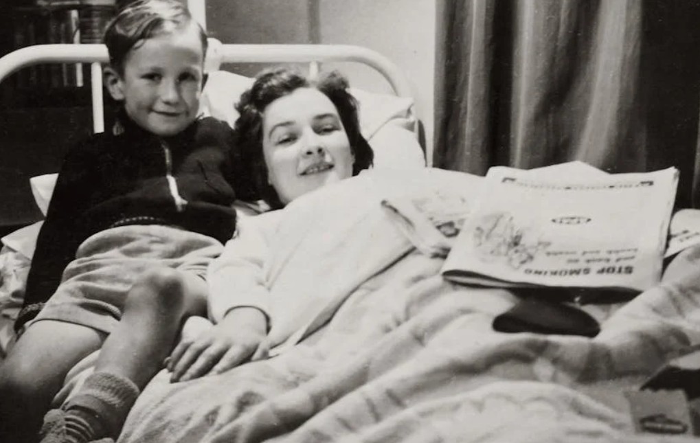 9 Spiritual Meanings of Dreaming of Your Mother's Death