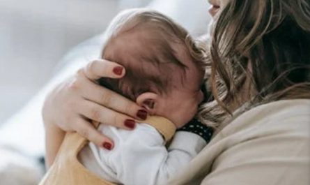 9 Spiritual Meanings of Dreaming About Your Mother's Illness