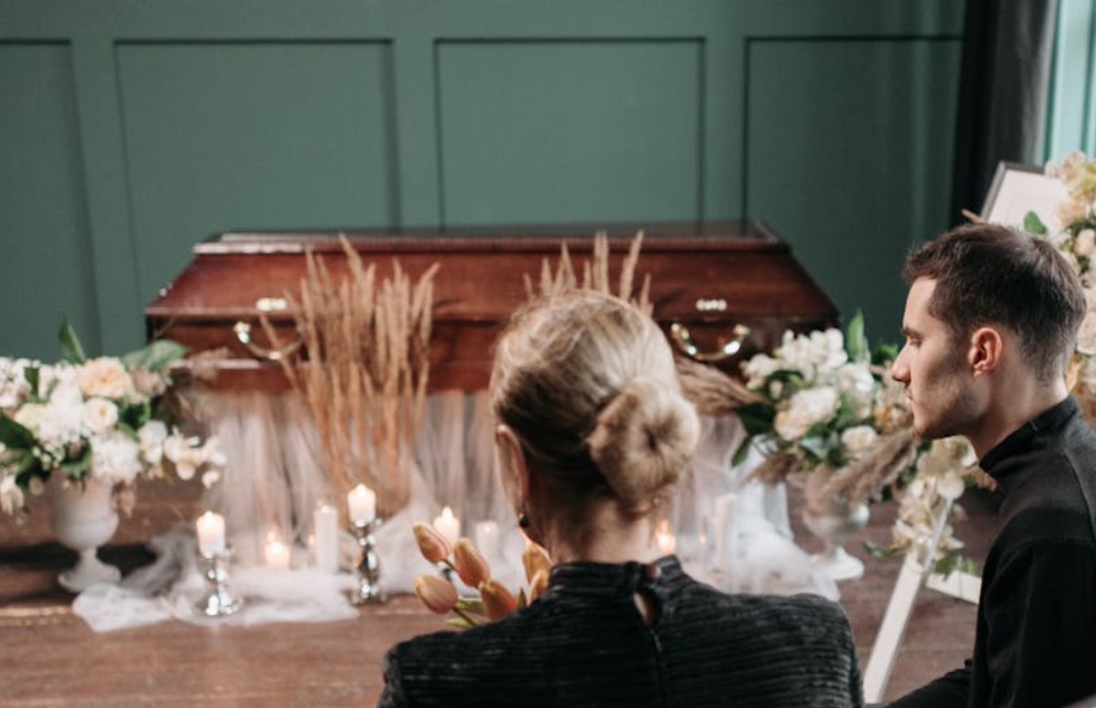 9 Spiritual Meanings of Dreaming About Your Mother's Death