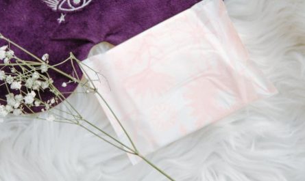 9 symbolic meanings of dreaming about throwing away tampons