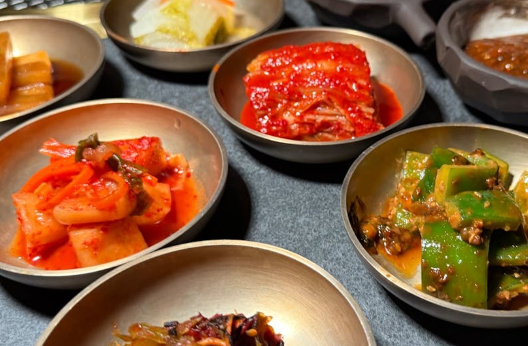 10 Interpretations of Dreaming of Receiving Side Dishes