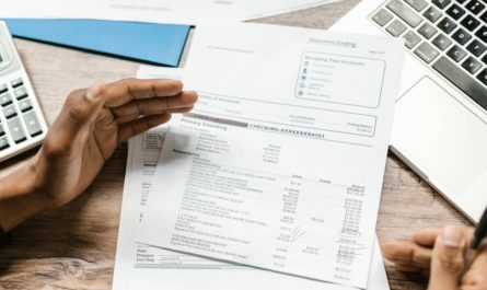 9 Interpretations of Dreaming of Blank Checks