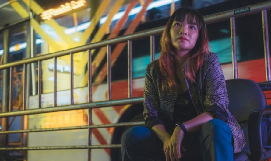 9 Interpretations of Dreaming of Sitting on a Bus