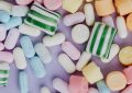 9 interpretations of dreaming about receiving chewing gum