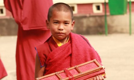 8 Spiritual Meanings of Dreaming of Talking with a Monk