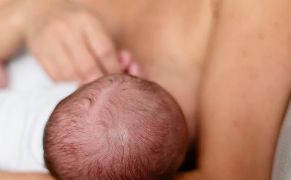 9 Spiritual Meanings of Dreaming of Holding a Newborn