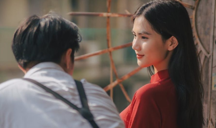 9 Spiritual Meanings of Dreaming About Associating with Celebrities