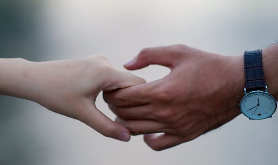 9 Spiritual Meanings of Dreaming About Dating a Celebrity